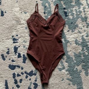 Zara Mauve Lace Bodysuit